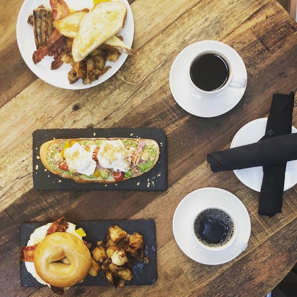 Central Bar + Restaurant The Bellevue Collection