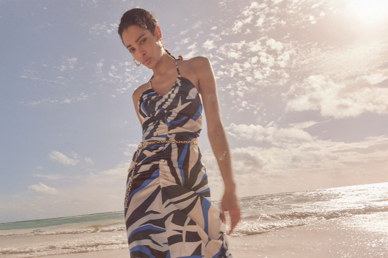 Get 30% off Full-Price Styles April 28th through May 4th.