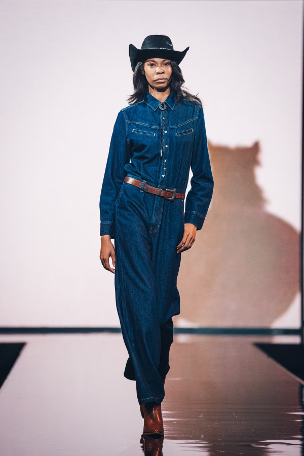 Levi's
