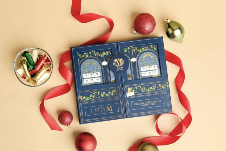 This limited-edition set pairs exceptional taste with sophisticated presentation, perfect for seasonal entertaining or as a refined gift for colleagues, friends, and family.