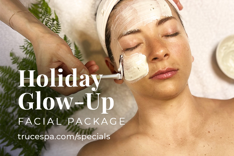 Step into the holidays radiant and refreshed with this brightening, revitalizing facial experience.