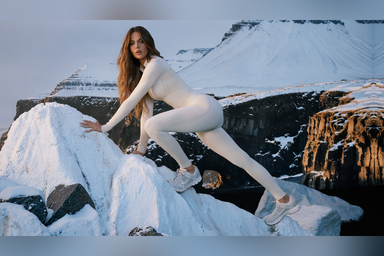 Fabletics Khloe's Hot Pursuit Scavenger Hunt